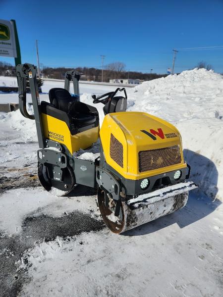 Rental store for SMOOTH ROLLER 36 in Hutchinson KS